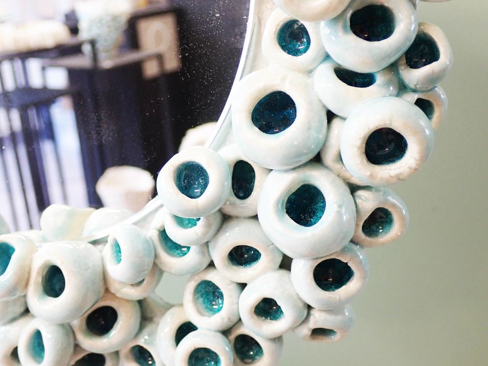 Mirrors - STANDING MIRROR\" CASCADE\” ceramic - SOPHIE LULINE CÉRAMISTE