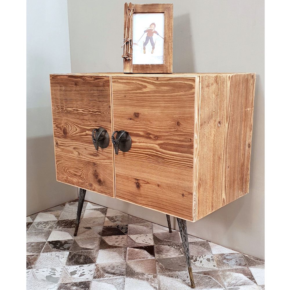 Chests of drawers - Old wood sideboard with 3 metal legs - LES SCULPTEURS DU LAC