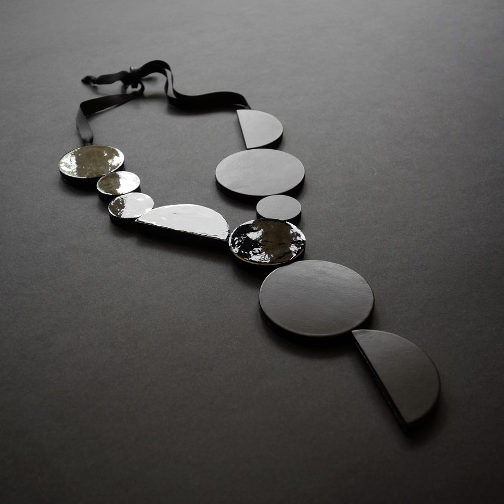 Cadeaux - Bijoux de cuir - Collier PERL' - SOPHIE • TERRIERE