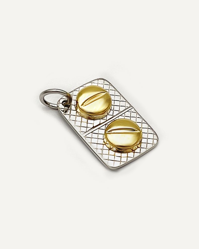 Jewelry - Med pendant - CARRÉ Y