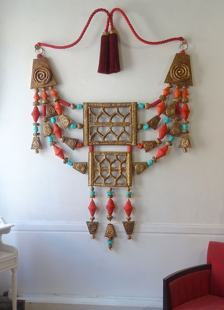 Objets de décoration - COLLIER  " sur la route de Gnap " - JEANNIN FRANÇOISE