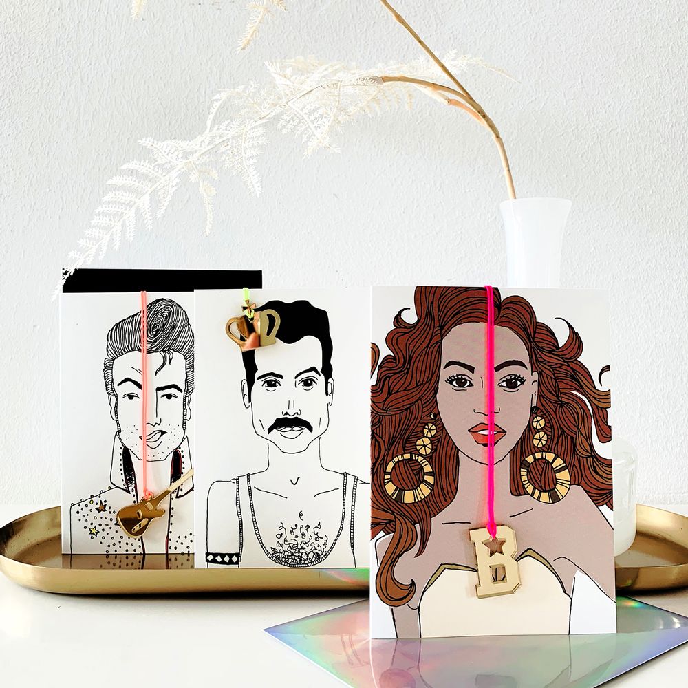 Card shop - Design card with accessory - THE BUTTIQUE