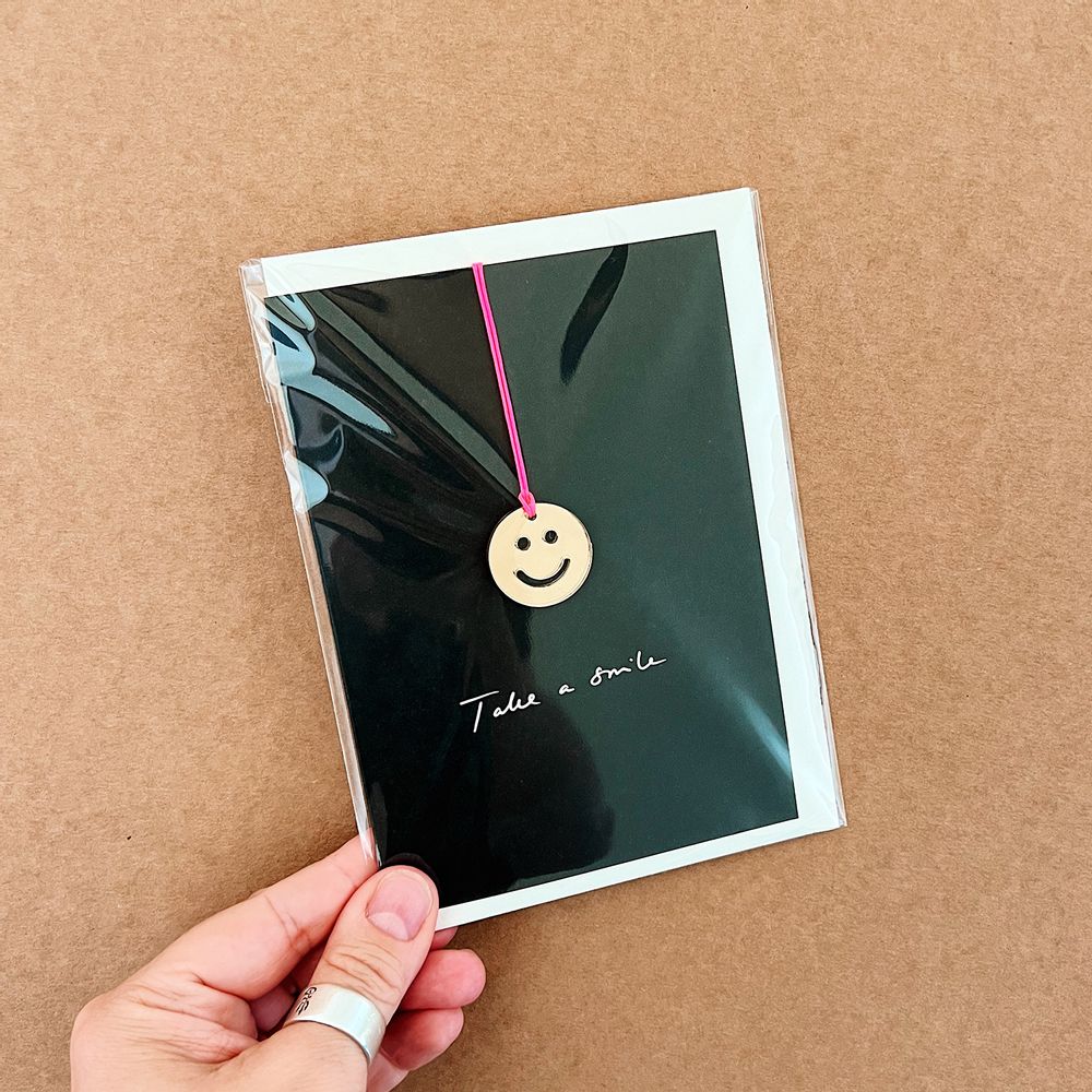 Card shop - Design card with accessory - THE BUTTIQUE