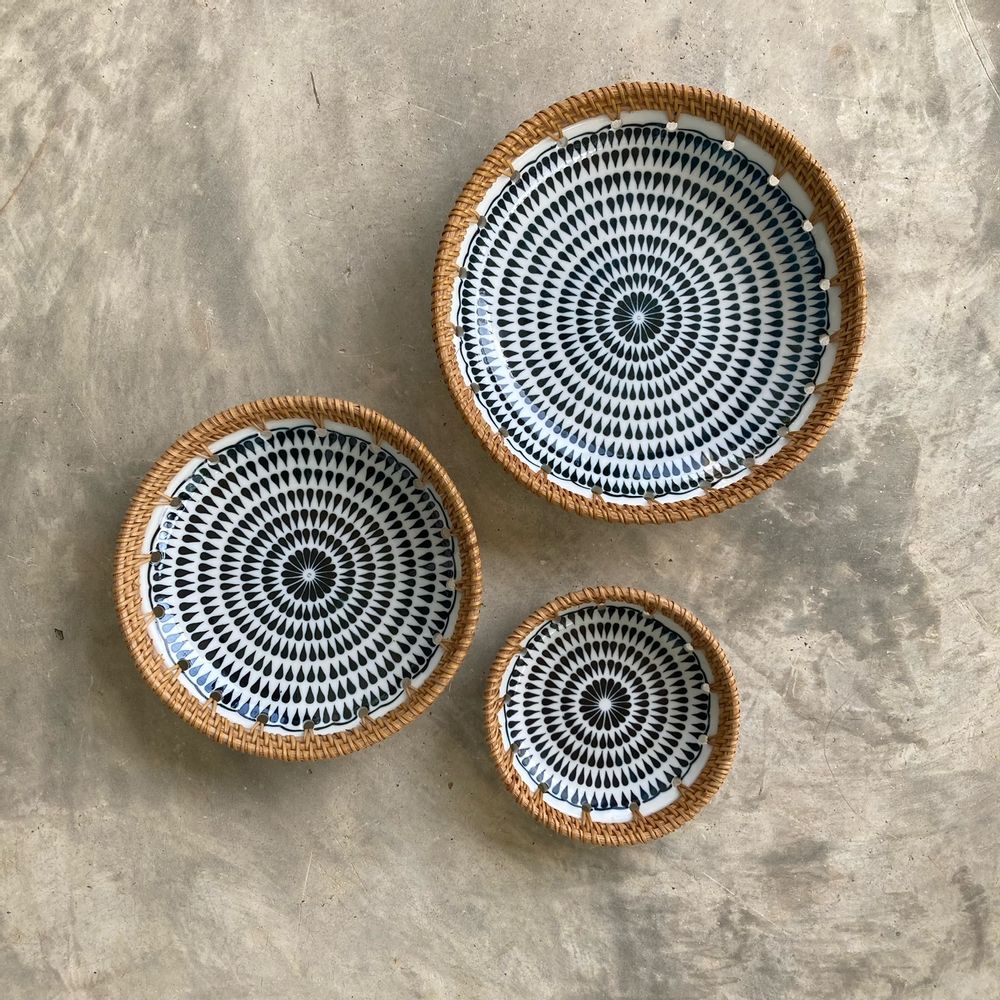 Objets de décoration - PLATS EN CÉRAMIQUE ET ROTIN - BAAN