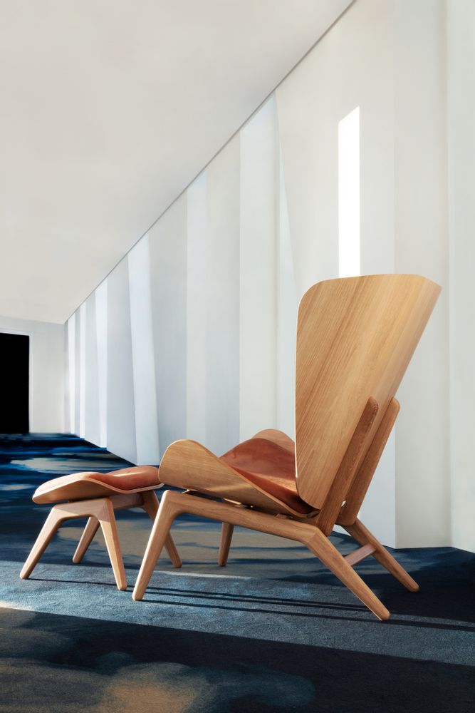 Decorative objects - The Reader | Wing Chair - UMAGE