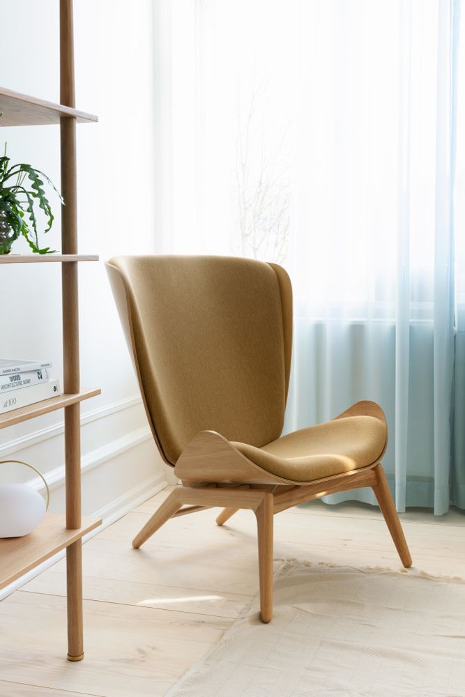 Decorative objects - The Reader | Wing Chair - UMAGE