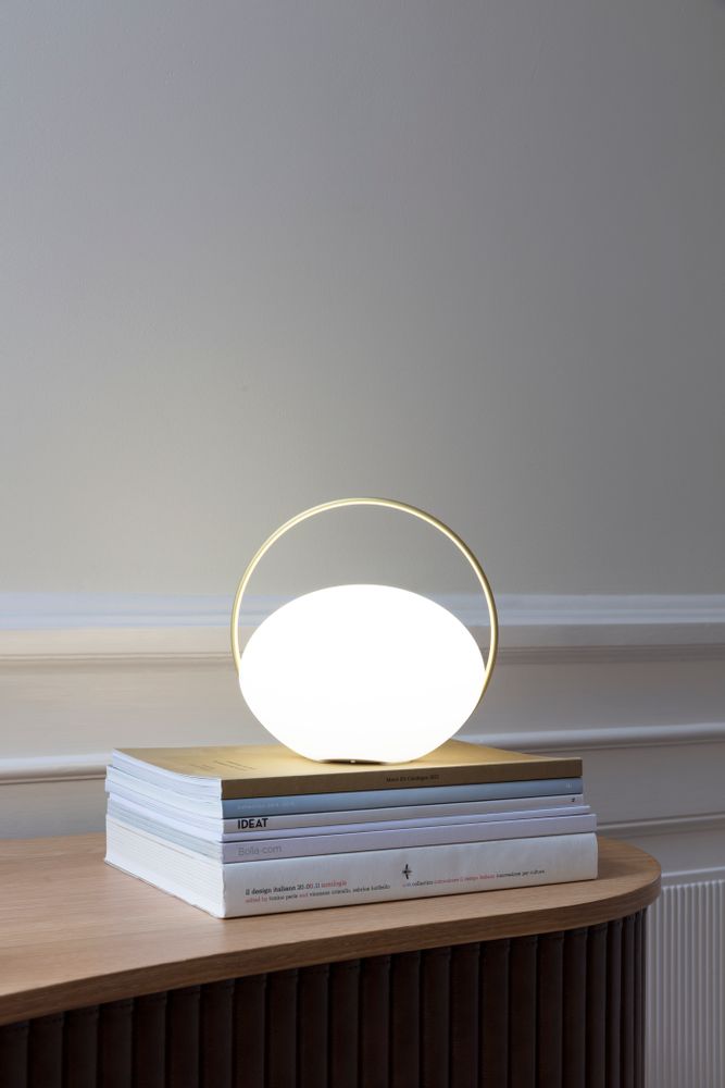 Autres objets connectés  - Orbit | Lampe portative - UMAGE