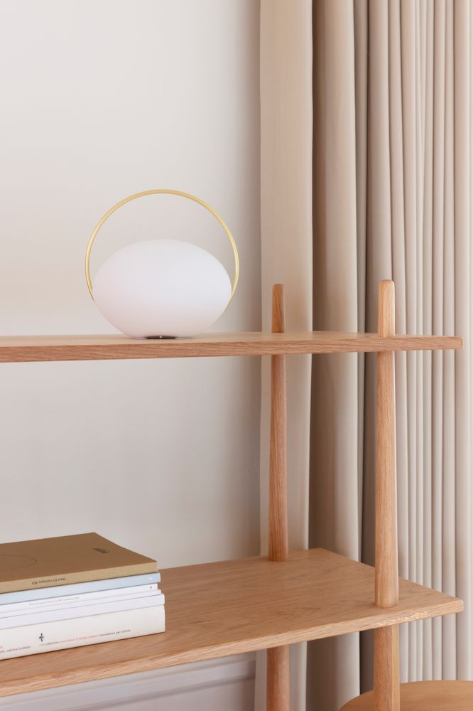 Autres objets connectés  - Orbit | Lampe portative - UMAGE