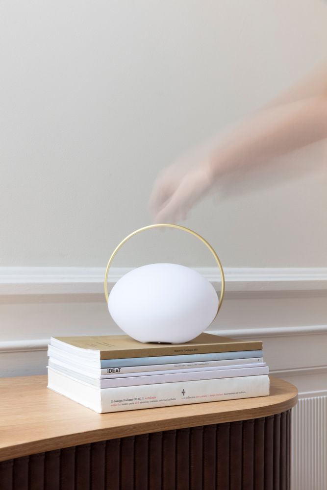 Autres objets connectés  - Orbit | Lampe portative - UMAGE