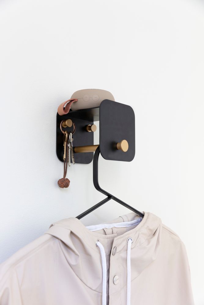Wardrobe - Hang In There| wall hanger - UMAGE
