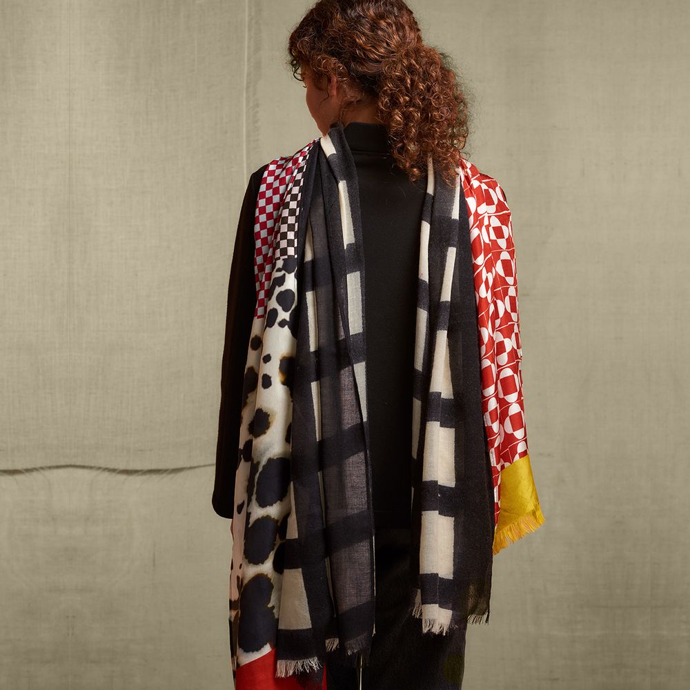 Scarves - Dora Red scarf - HELLEN VAN BERKEL HEARTMADE PRINTS