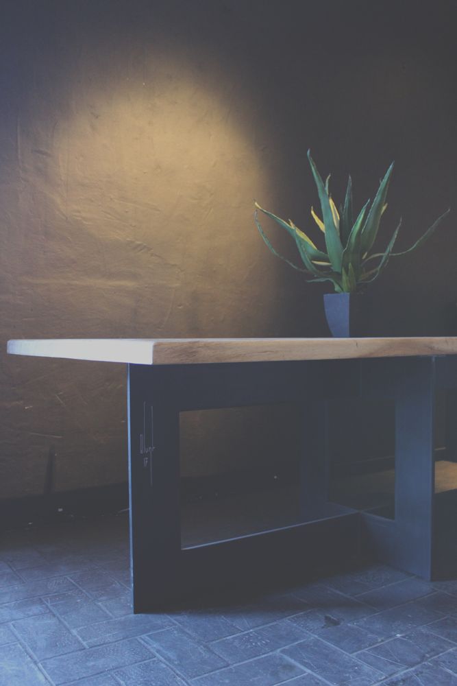 Dining Tables - WOOD CENITZ TABLE. - BLUNT