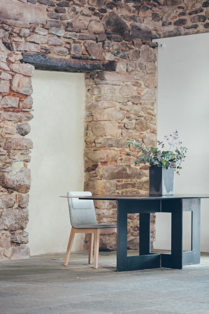 Console table - CENITZ coffee table in steel and solid wood. - BLUNT