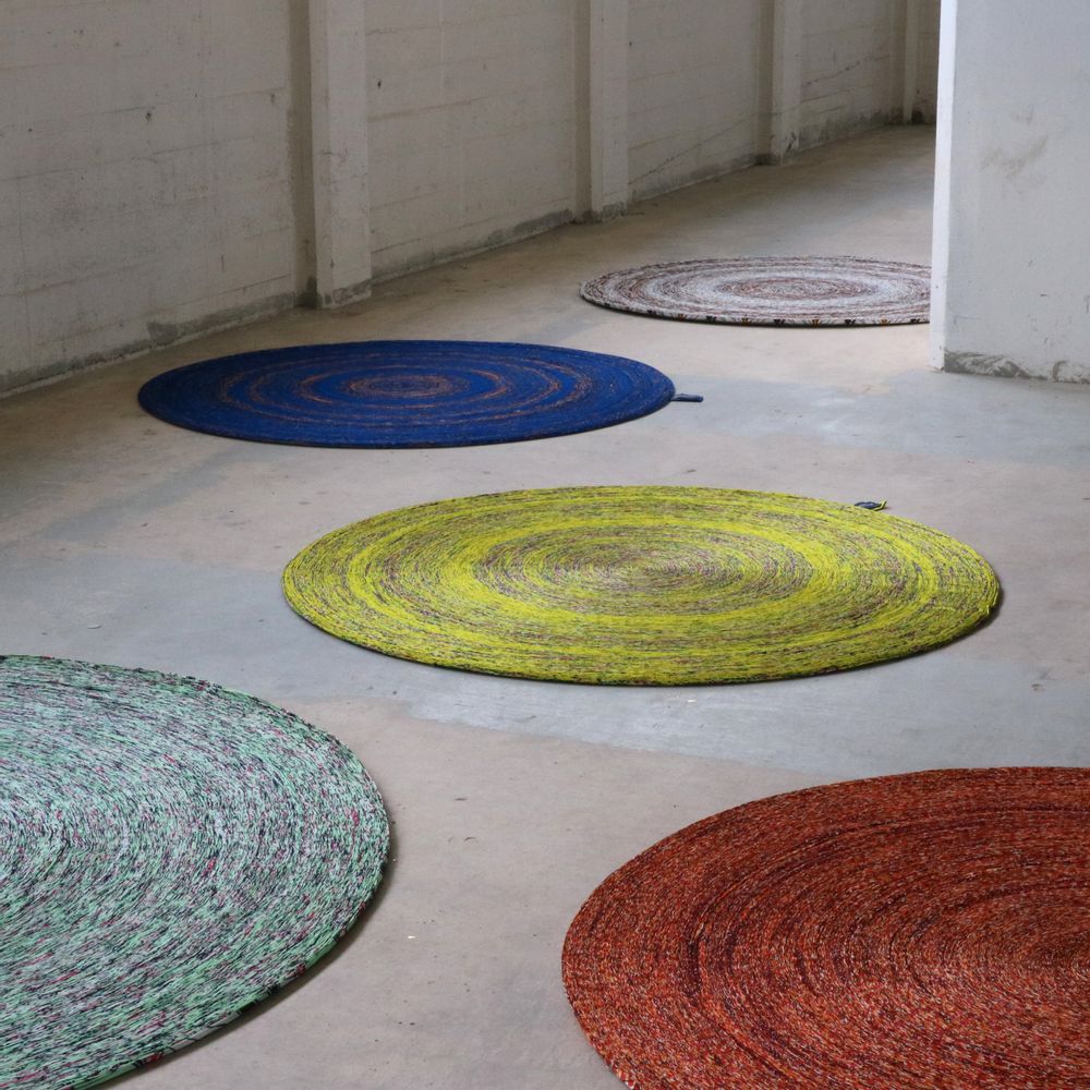 Design carpets - Post Vlisco round carpet - STUDIO SIMONE POST