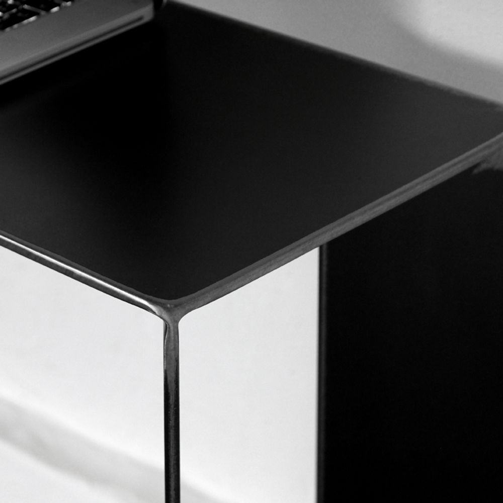 Design objects - LIME table. - BLUNT