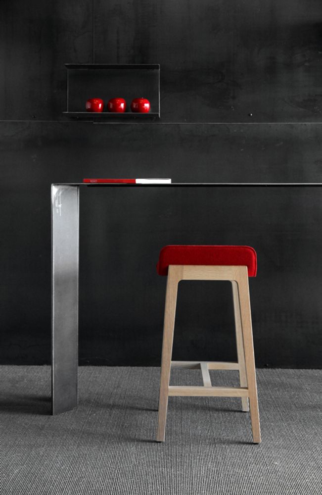 Design objects - LIME table. - BLUNT