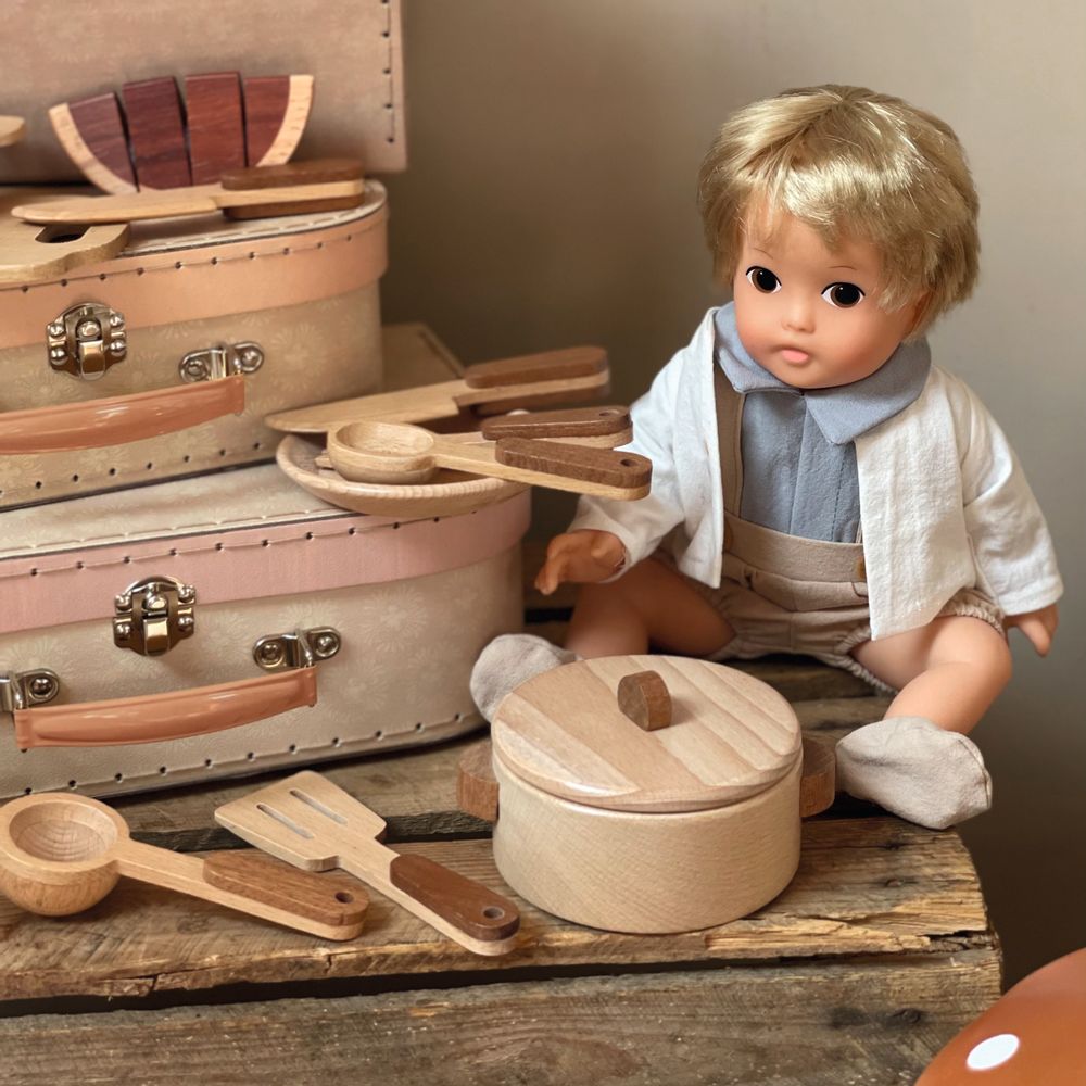 Jouets enfants - 700082 - EZRA (POUPÉE GARCON) - EGMONT TOYS