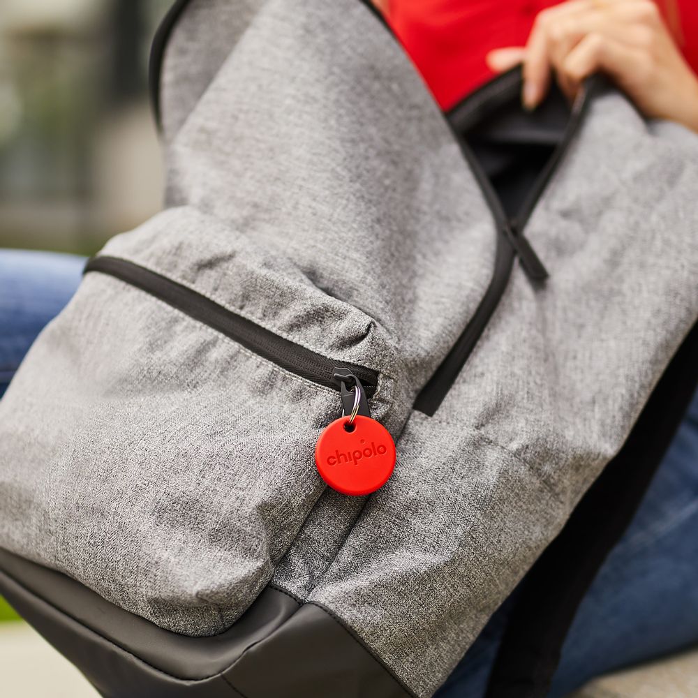Travel accessories - Chipolo ONE and Chipolo CARD products - CHIPOLO