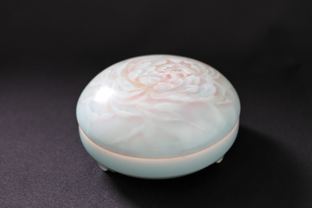 Ceramic - Hand painted Japanese celadon incense container with peony motif - YUKO KIKUCHI
