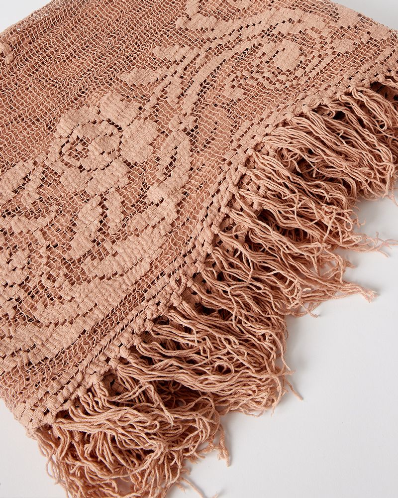Linge de lit - Le Jeté de lit en crochet-filet ancien (Vintage) - MAISON MASARIN