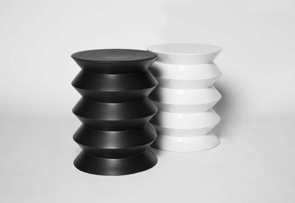 Decorative objects - 14 JUILLET SIDE TABLE - PORCELAINE DU LOT VIREBENT