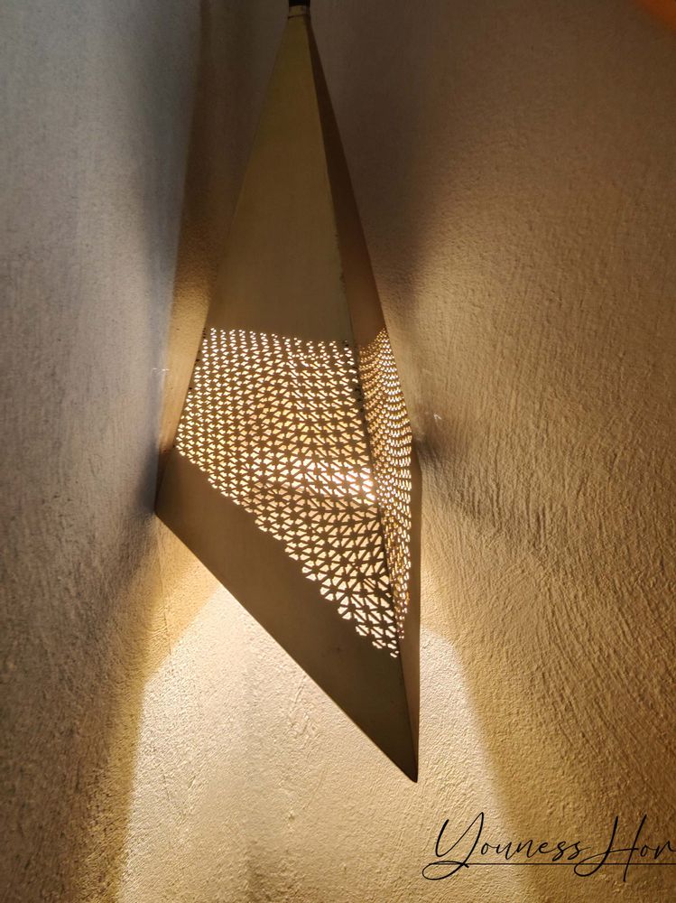 Desk lamps - triangle lamp - CASA 13