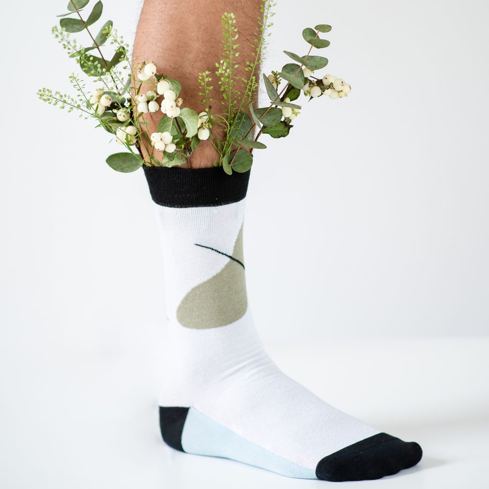 Chaussettes - UKAI EST UNE MARQUE D'ACCESSOIRES DE MODE INNOVANTE ET CIRCULAIRE QUI AIDE À RÉCUPÉRER LES DÉCHETS DE NOTRE PLANÈTE - ŪKAI