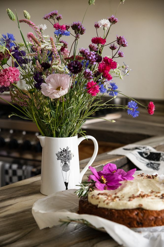 Mugs - Cups, mugs, bowls, plates, spoons, etc. - HELEN B
