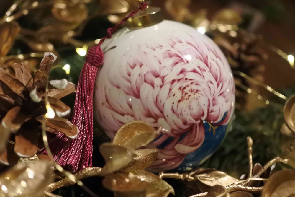 Christmas garlands and baubles - Christmas ornament Pink x Dresden Blue - YUKO KIKUCHI