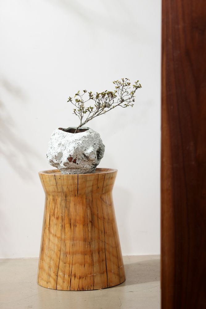 Vases - Vase en céramique au look d'un rocher, design moderne et original. - ELEMENT ACCESSORIES