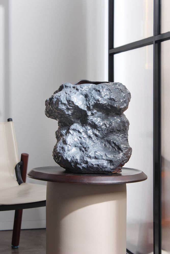 Vases - Vase en céramique au look d'un rocher, design moderne et original. - ELEMENT ACCESSORIES