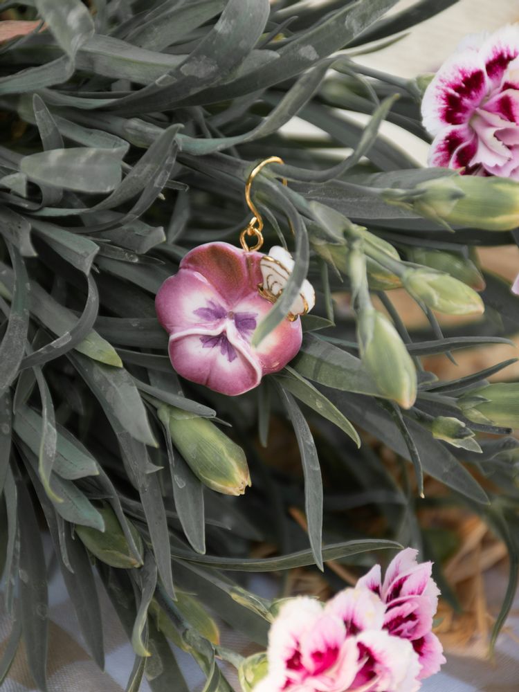 Bijoux - "Figs & Flowers" Boucles d'oreilles fleur pensée et papillon - NACH
