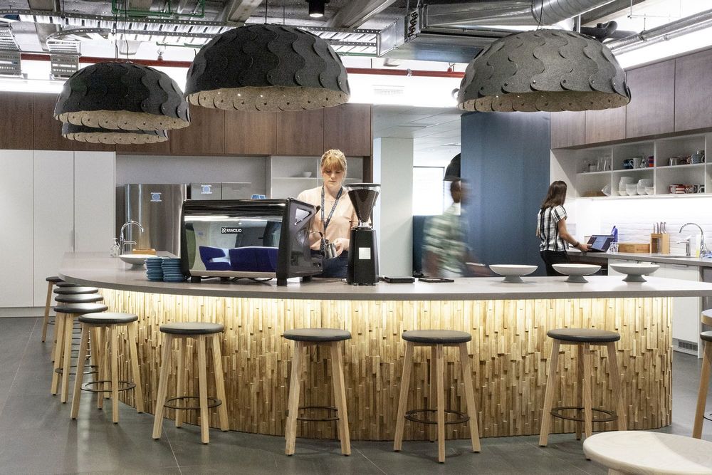 Office design and planning - Acoustic Pendant Lighting : Lamp HUSH - MOAROOM - DAVID TRUBRIDGE