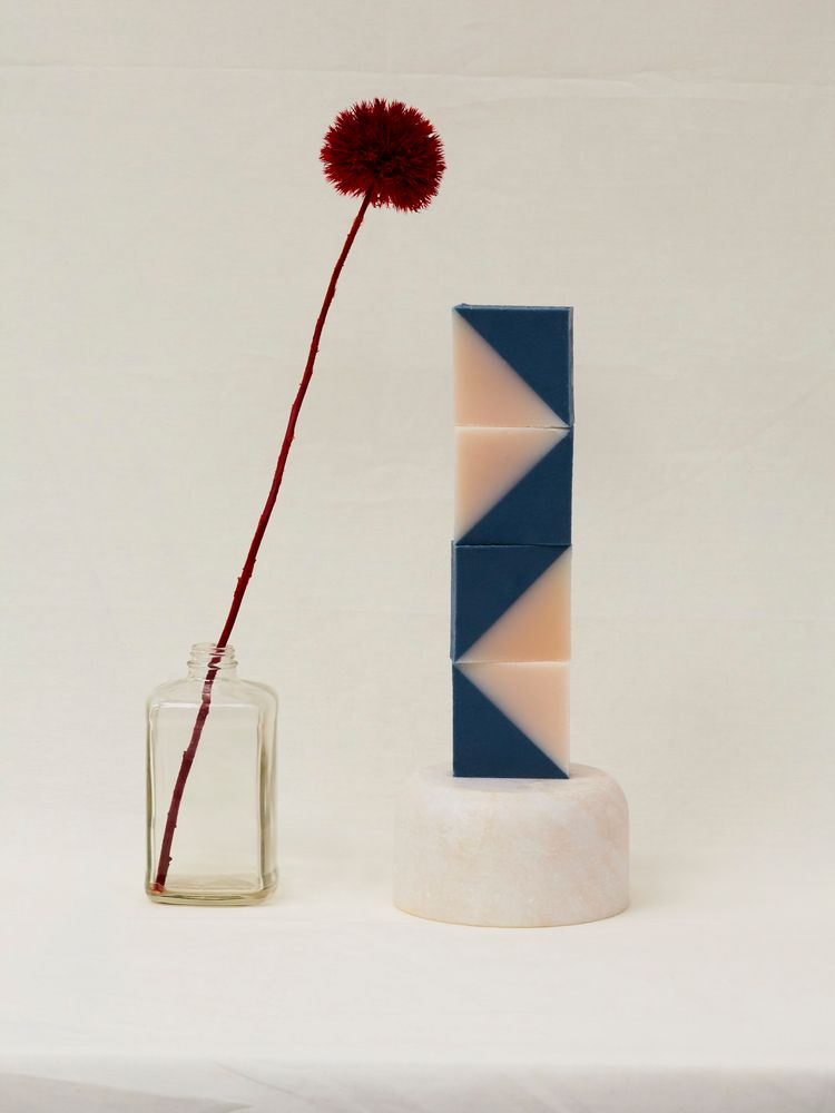 Savons - SAVON TRIANGLE - SAVONNERIE CIMENT