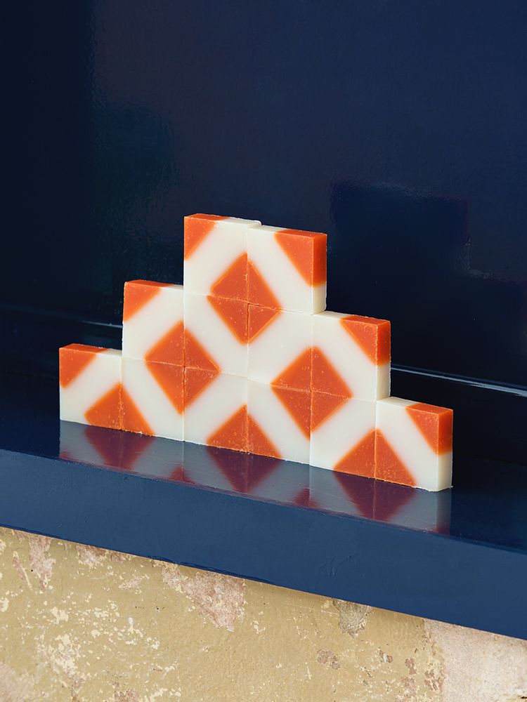 Savons - SAVON DIAGONALE ROUGE - SAVONNERIE CIMENT