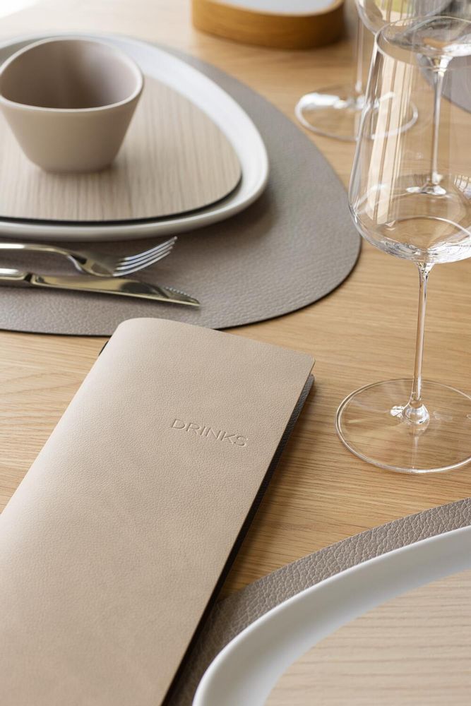 Services - MENU & WINE CARDS - LIND DNA