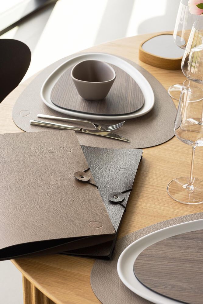Services - MENU & WINE CARDS - LIND DNA