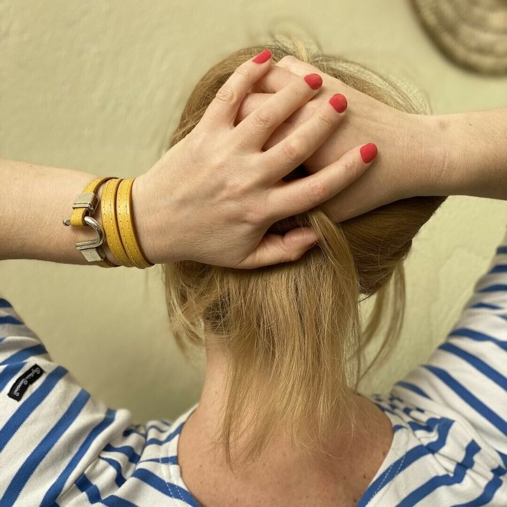 Bijoux - Bracelet en cuir moutarde - L'ATELIER DES CREATEURS