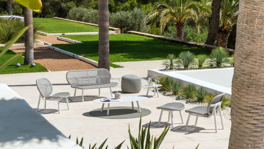 Lounge chairs - Skate Lounge Chair 2 Seater - JATI KEBON