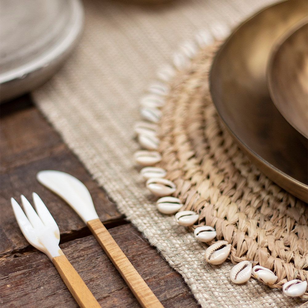 Table mat - Placemat shell white wash Fiji - EARTHWARE