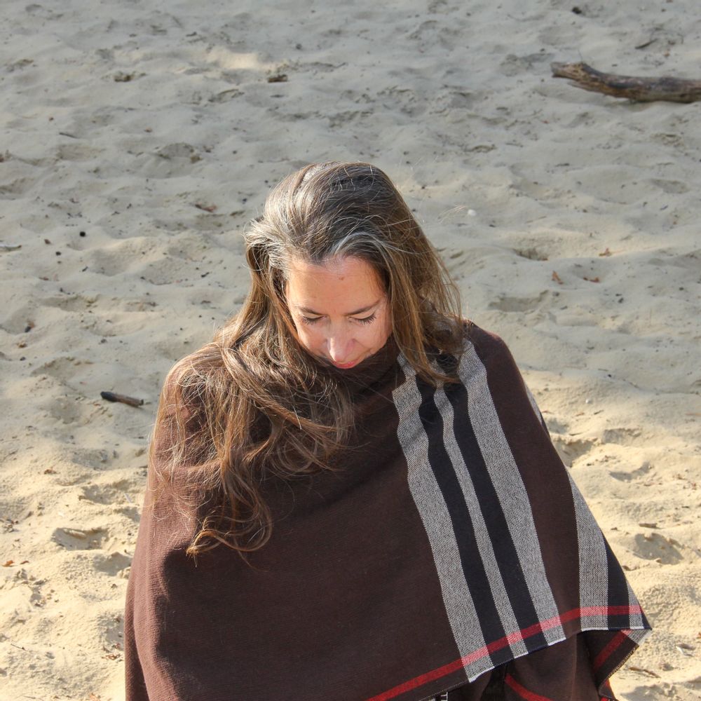 Prêt-à-porter - SAO LOURENCO PONCHO CHOCOLATE - SCHOOLOFLIFEPROJECTS