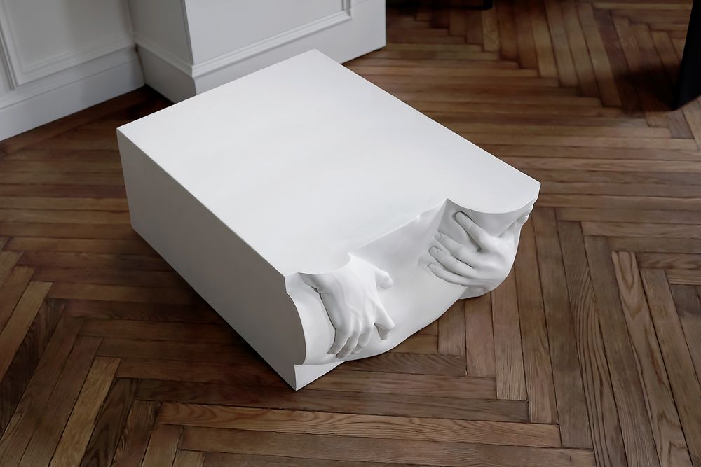 Sculptures, statuettes and miniatures - Frieze Coffee Table Sculpture - LO CONTEMPORARY
