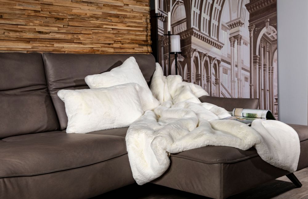 Garden textiles - Fox - Faux fur Plaid - DECKENKUNST MANUFAKTUR GERMANY