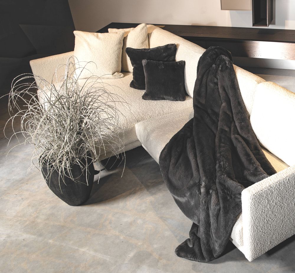 Garden textiles - Fox - Faux fur Plaid - DECKENKUNST MANUFAKTUR GERMANY