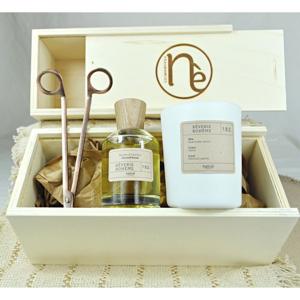 Coffrets et boîtes - COFFRET POUR NOEL BOUGIE+BRUME+COUPE MECHES - NATOÈ FRAGRANCES