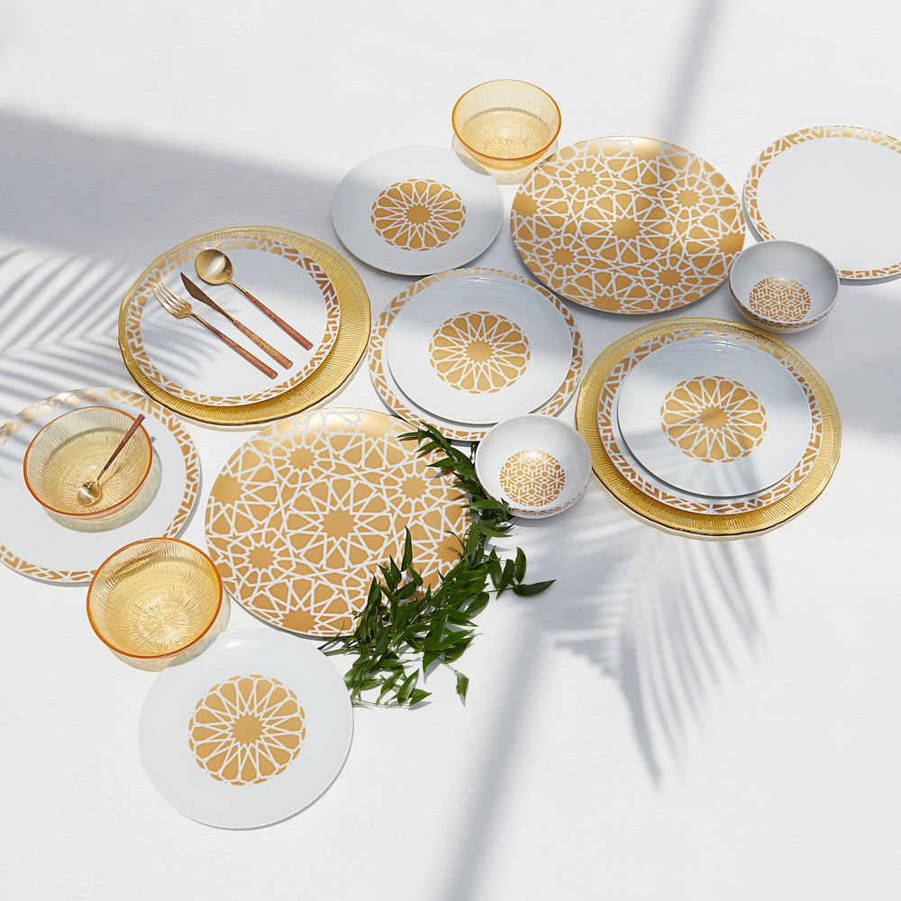Assiettes au quotidien - Lot d'assiettes et bols en porcelaine - AURA LIVING