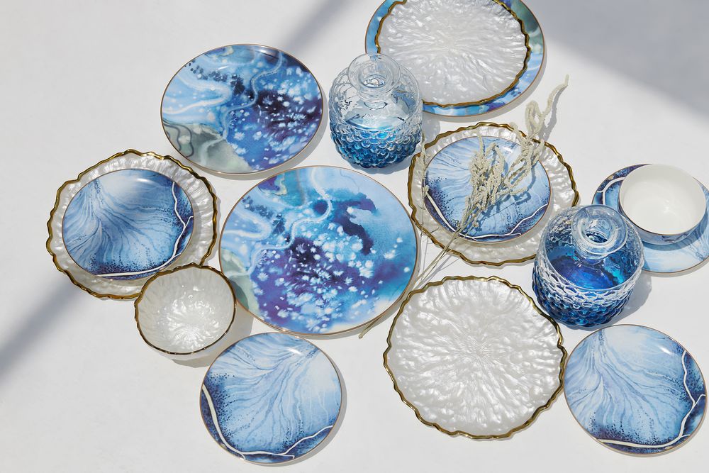 Assiettes au quotidien - Jeu d'assiettes plates Iris en marbre - AURA LIVING
