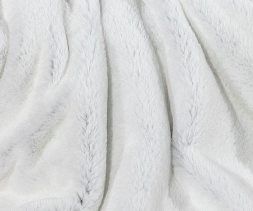 Couettes et oreillers  - Seal Silver Breeze - Plaid en fausse fourrure - DECKENKUNST MANUFAKTUR GERMANY