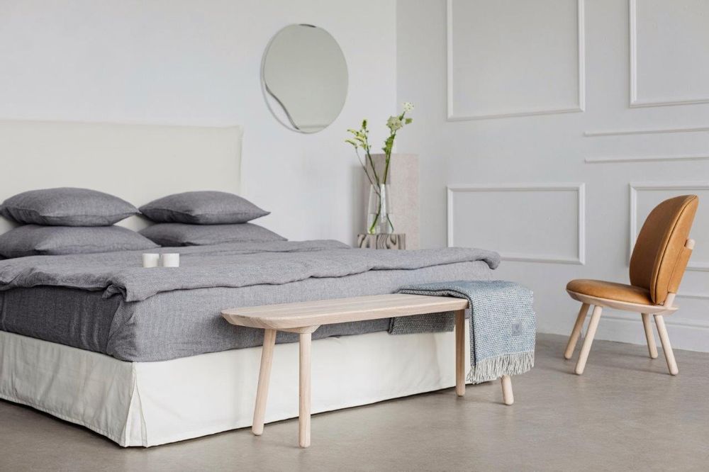 Fauteuils pour collectivités - Chaise basse Naïve - EMKO
