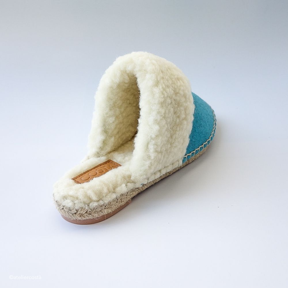 Homewear - Pamper Your Feet Sustainably: Felt-Like Recycled Wool Slippers - ATELIER COSTÀ